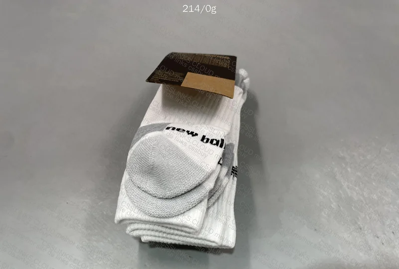 NB 3 for 14y Sock 2