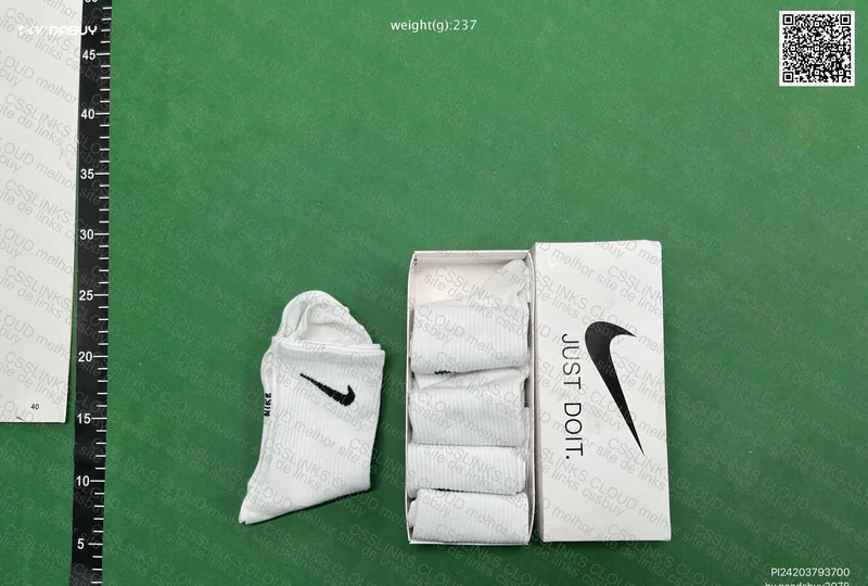 Nike High Socks 3