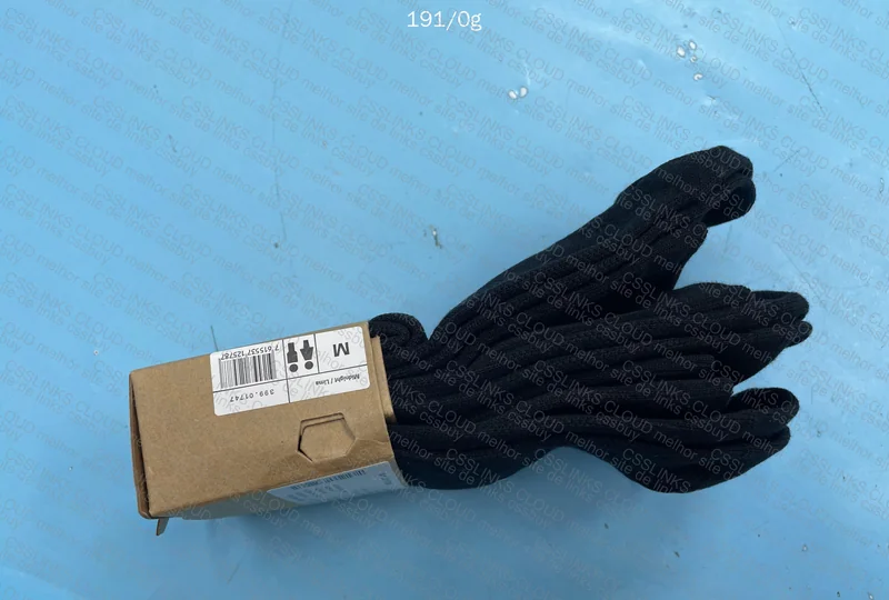 ON Cloud Black Socks 2