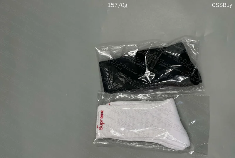 Supreme x Hanes Socks 2