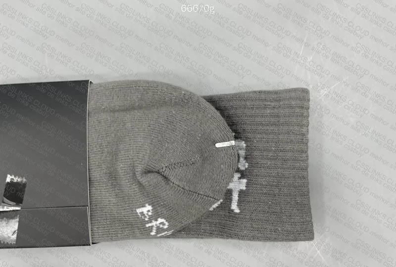 Broken Planet Socks (Sale) 5