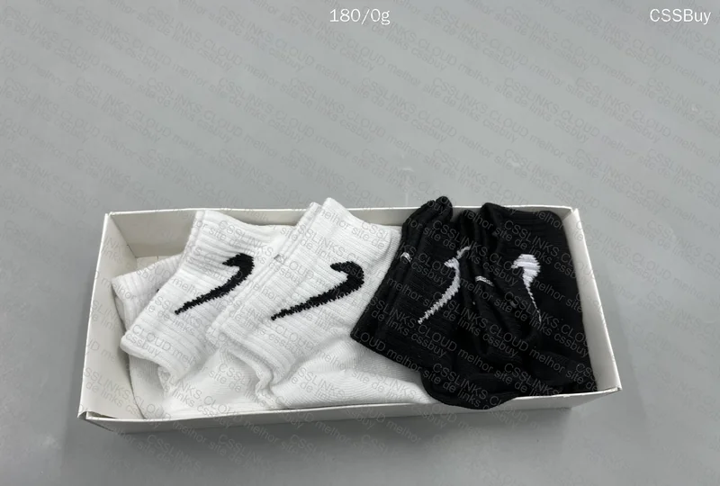 Nike Low-Cut Socks 2