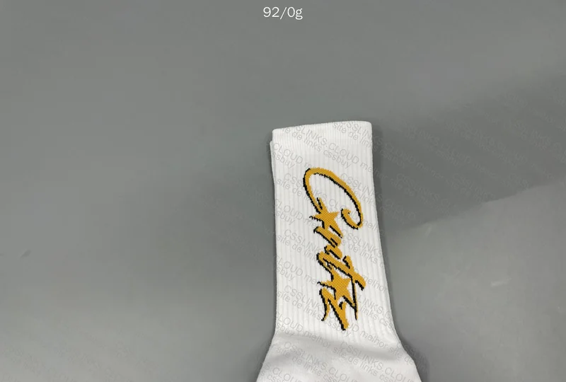 Corteiz Socks (White and Black) 4