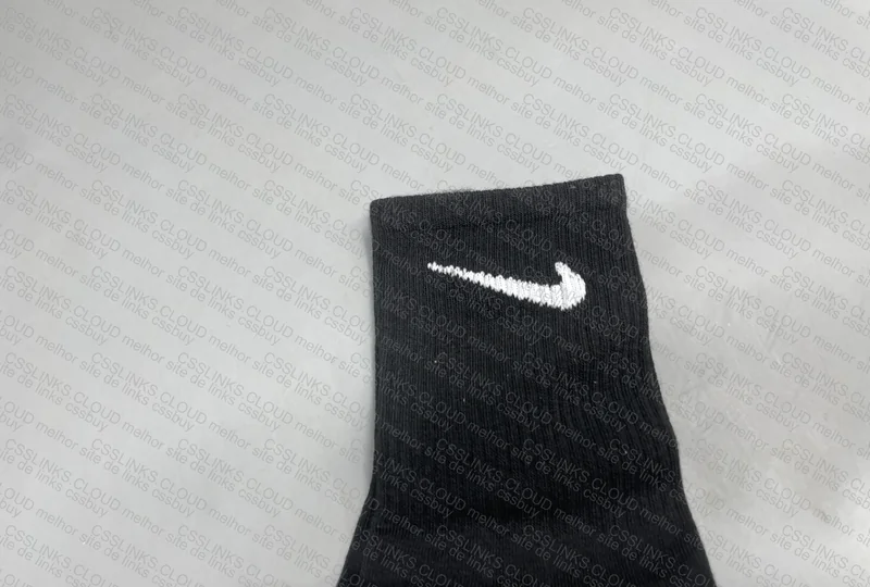 Nike Mid-Calf Socks 2