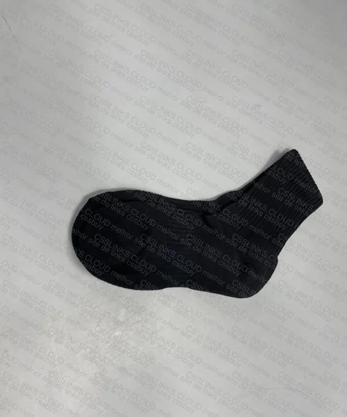 4 Yuan Socks 2