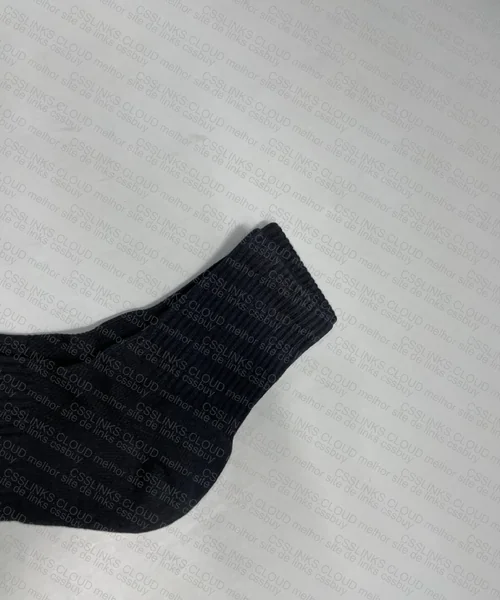 4 Yuan Socks 3