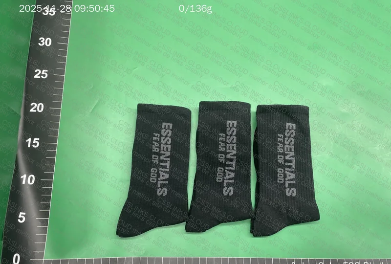 Essentials Socks