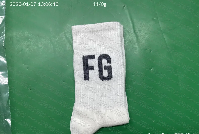 Essentials Socks