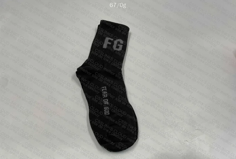 Essentials FG Socks 5
