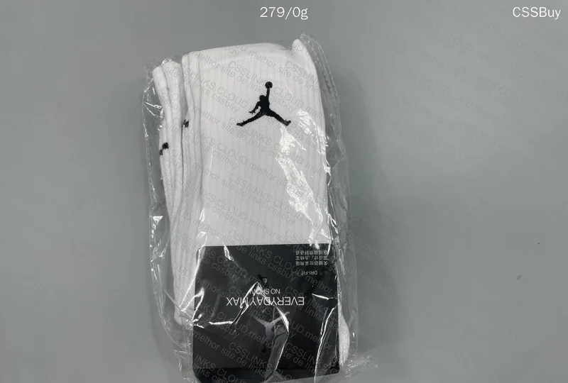 Jordan Socks (White and Black)