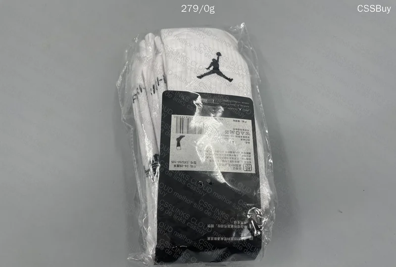 Jordan Socks (White and Black) 4