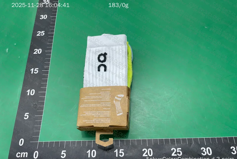 On Running Socks 4