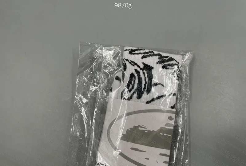 Syna and Corteiz Socks 3