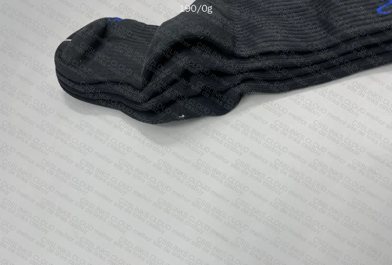 Syna and Corteiz Socks 9