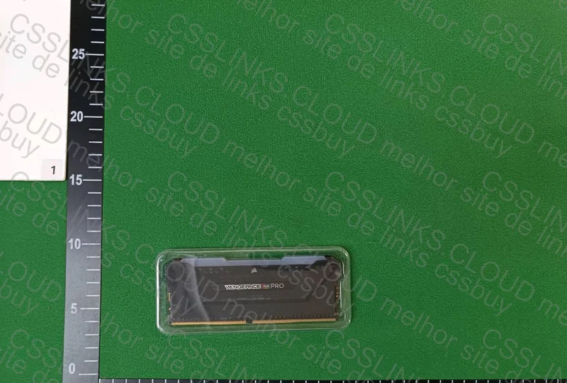 MEMÓRIA RAM DDR4 3000MHz 8GB x 2