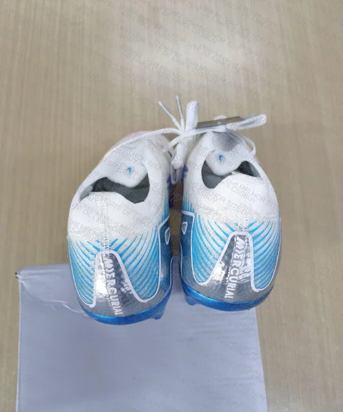 Mercurial vapor XVI 5