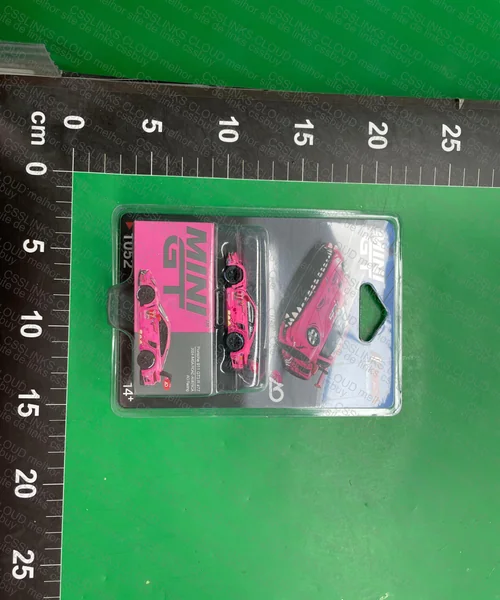 MINI GT Porsche 911 GT3 R "Roxy"