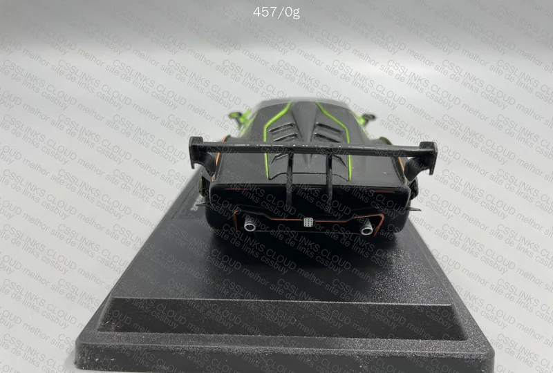 Miniatura Lamborghini Essenza SCV12 7