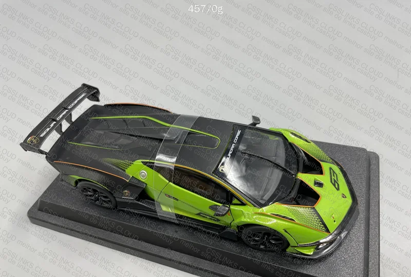 Miniatura Lamborghini Essenza SCV12 8
