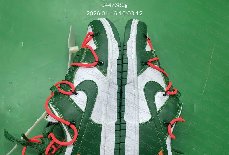 Mistery box dunk 4