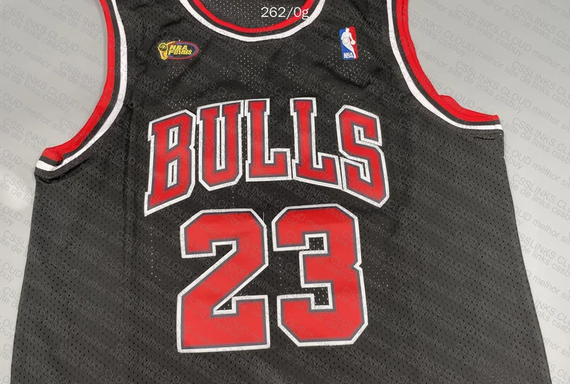 Mitchell and Ness - Jordan 97-98 Finals (with Measurements) 5