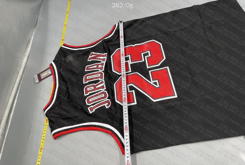 Mitchell and Ness - Jordan 97-98 Finals (with Measurements) 8