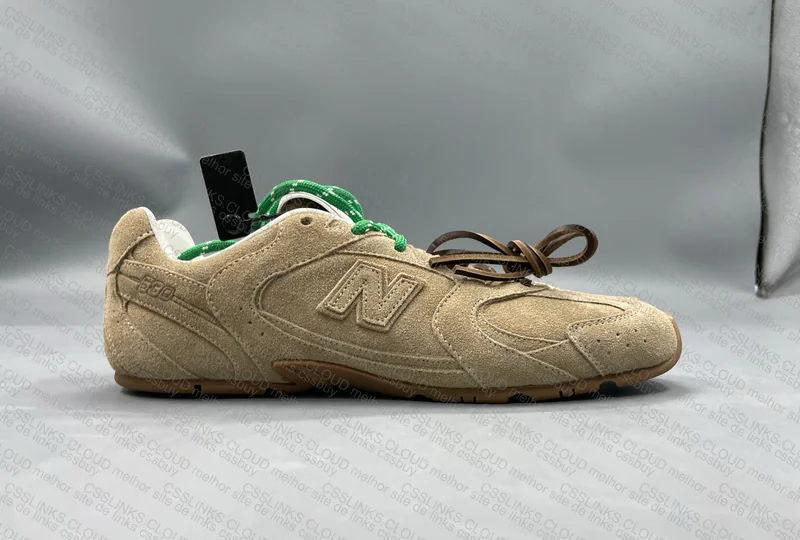 Miu Miu x NB 530 Brown 4