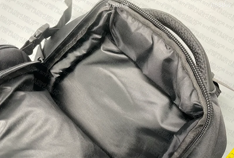 Ozuko Travel Backpack 4