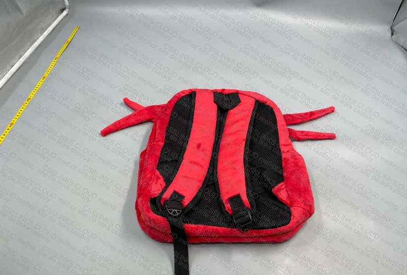 Knuckles (Sonic) Backpack 4