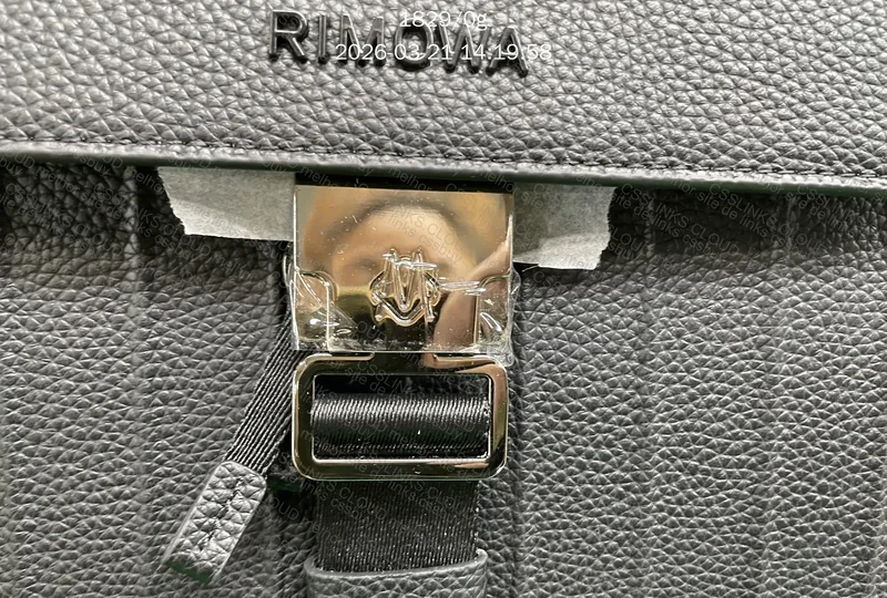 MOCHILA RIMOWA - Never Still Couro 4