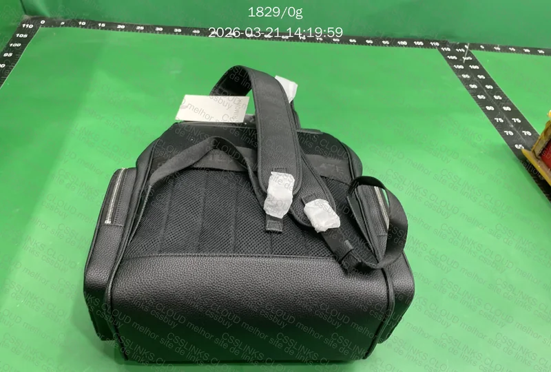 MOCHILA RIMOWA - Never Still Couro 6