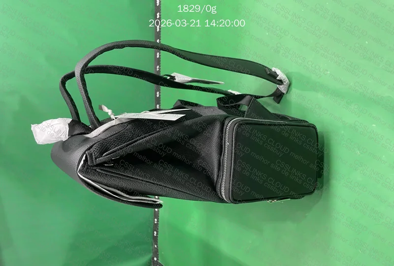 MOCHILA RIMOWA - Never Still Couro 9