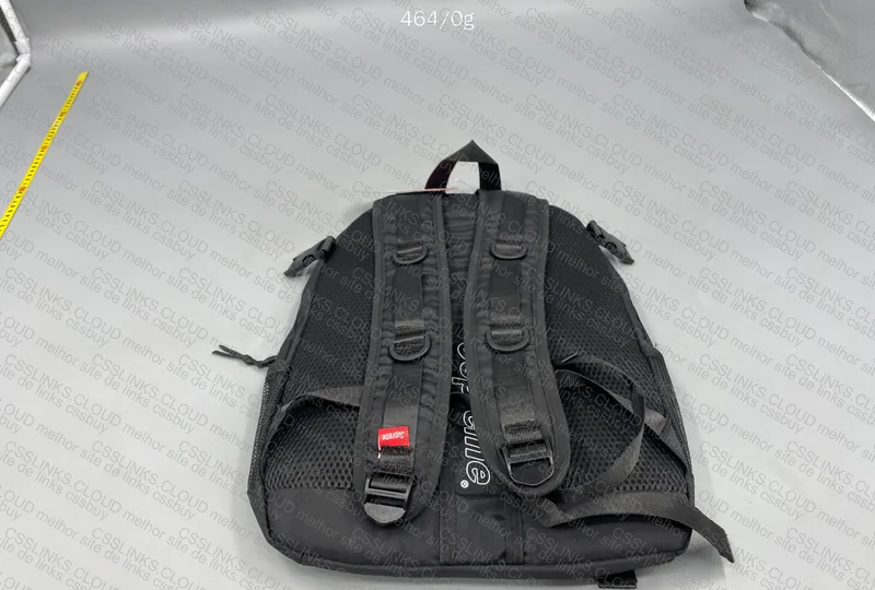 Mochila Supreme 4