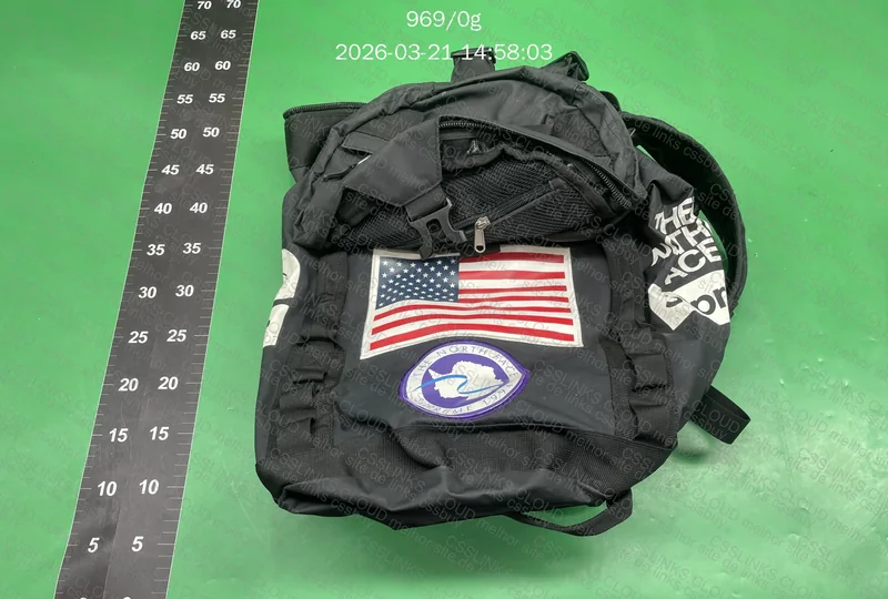 Mochila Supreme x The Nortn Face (USADA)