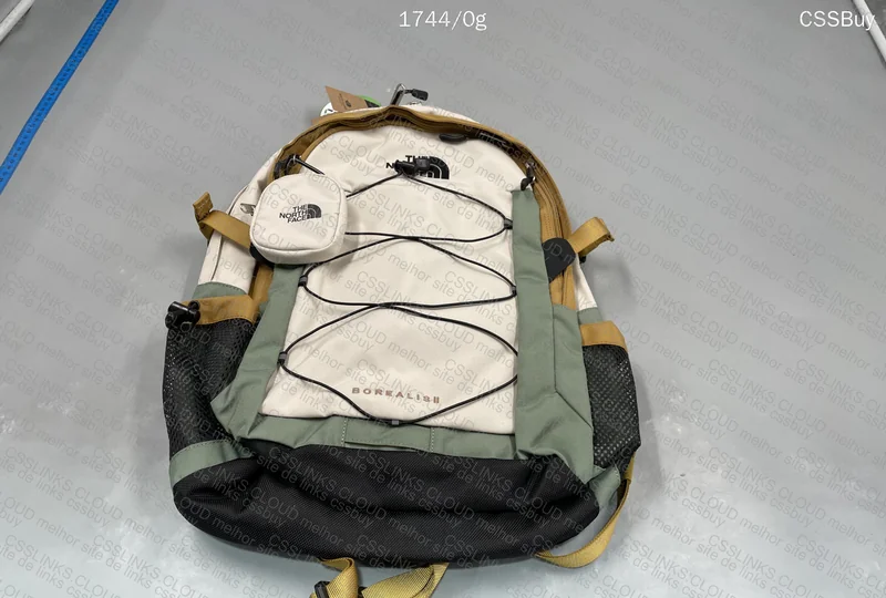 TNF 1.7kg Backpack 😳