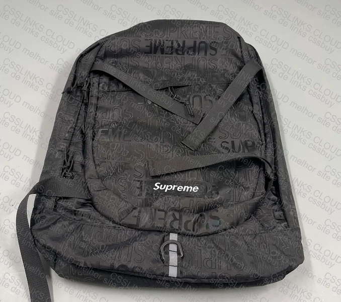 SUPREME Backpacks 28y to 36y