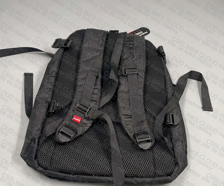 SUPREME Backpacks 28y to 36y 3