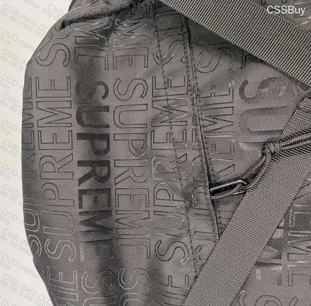 SUPREME Backpacks 28y to 36y 4