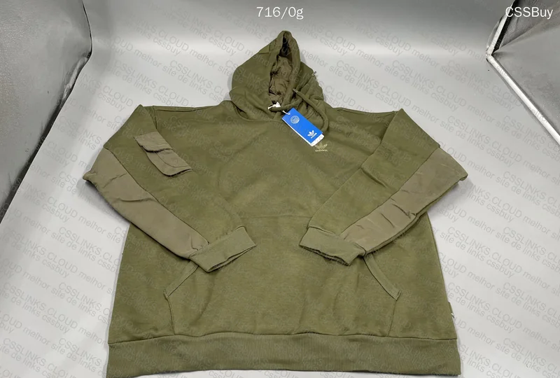 Adidas Originals Hoodie - XXL (with measurements) 3