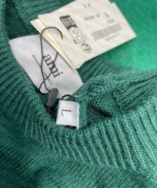 AMI Paris Hoodie 4