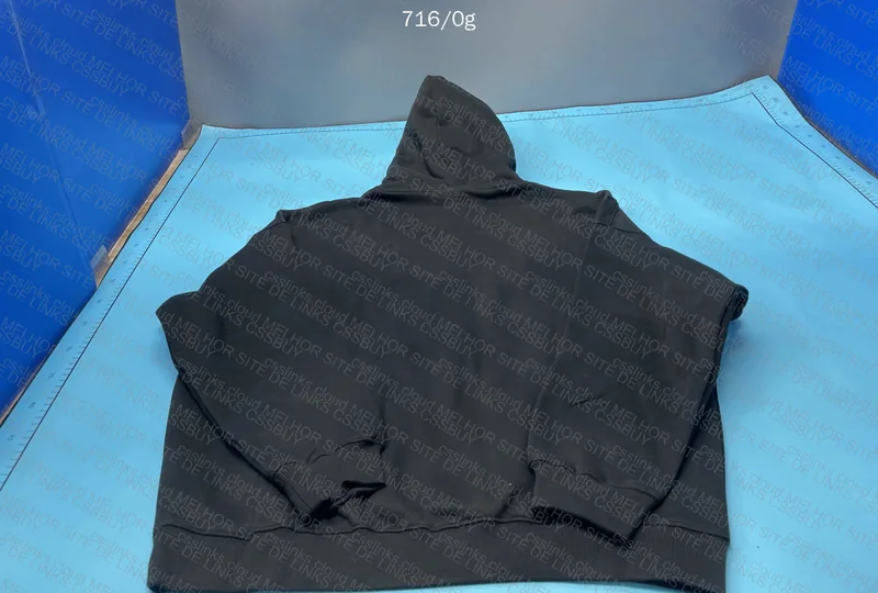 Artie Master Hoodie 3