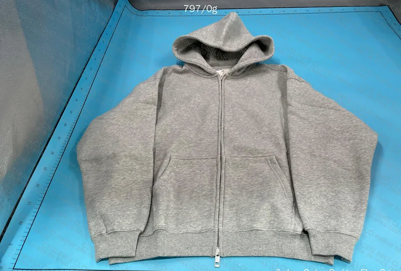 Artiemaster Hoodie 3