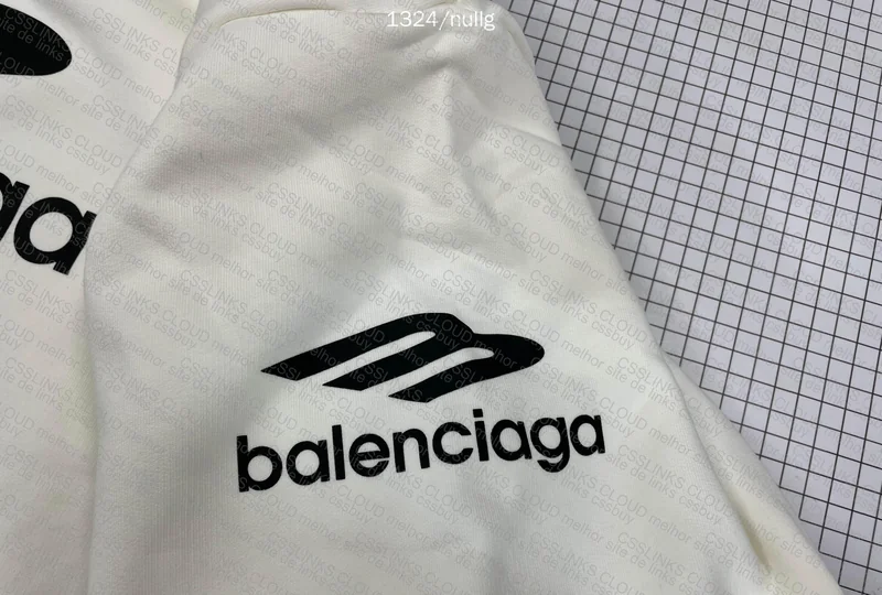Balenciaga Hoodie 4