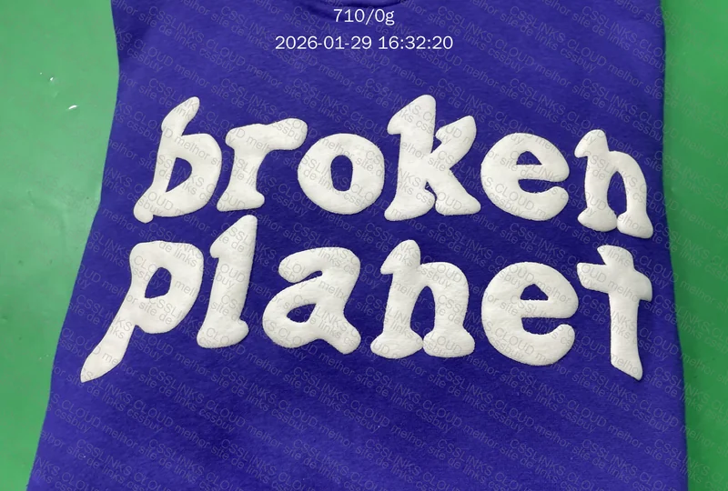 Moletom Broken Planet 2