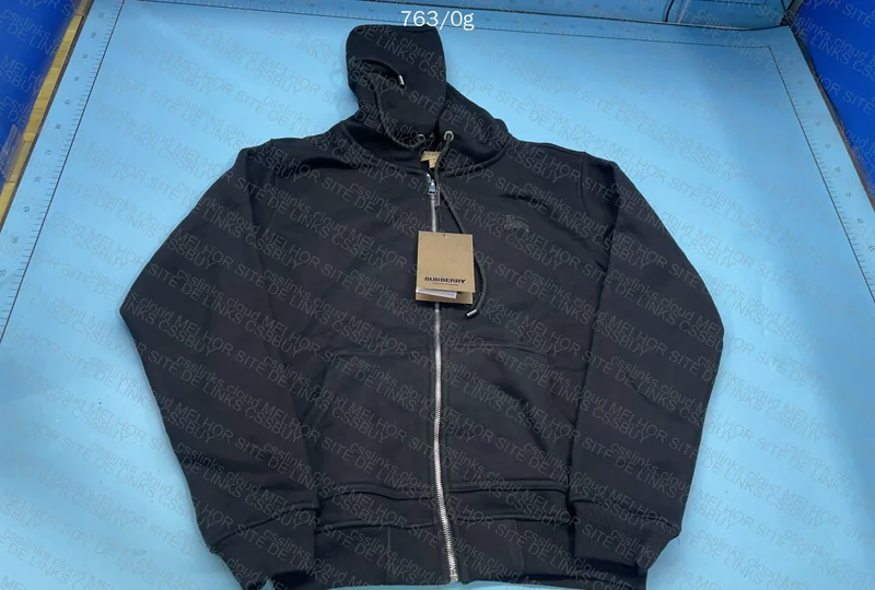 Burberry Hoodie 3