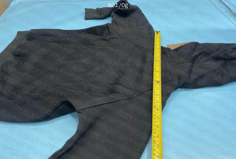 Burberry Hoodie + Measurements 8