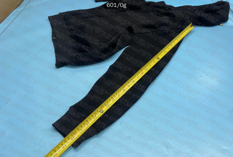 Burberry Hoodie + Measurements 9