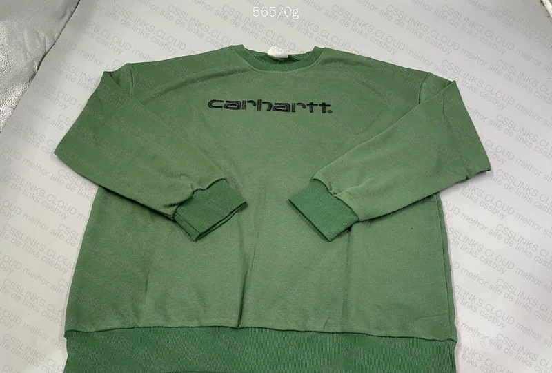 Carhartt Crewneck Sweatshirt (with measurements) 4
