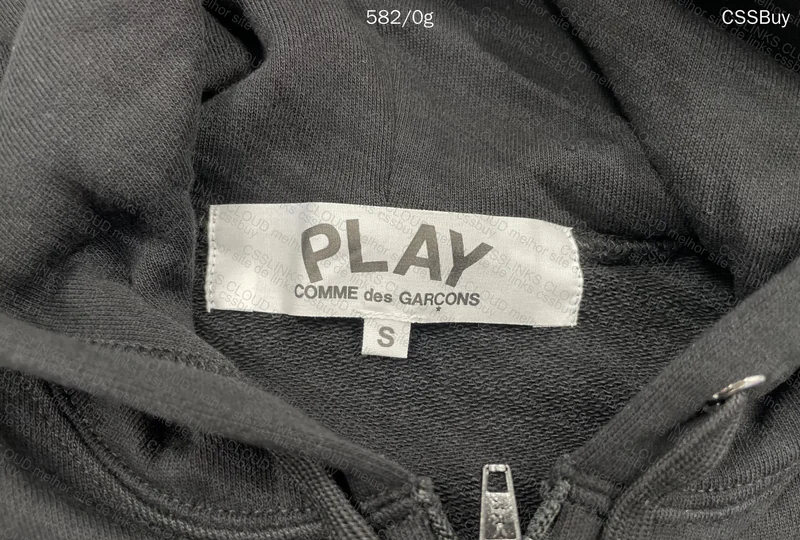 CDG Crewneck Sweatshirt 3