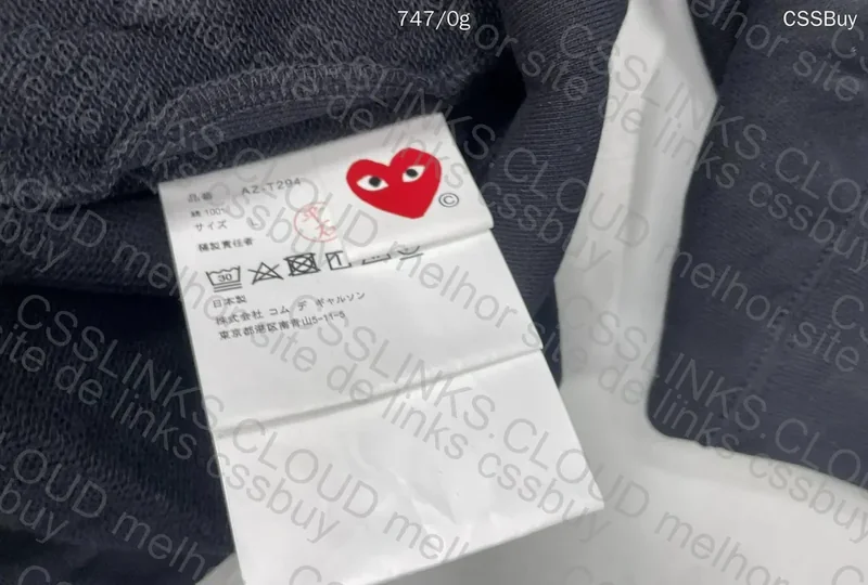 CDG Crewneck Sweatshirt 3